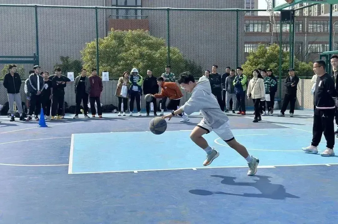 大学生篮球选手的心态建设指南_2