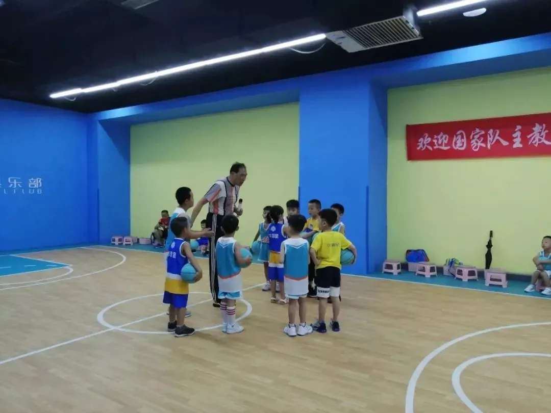 大学生篮球选手的心态建设指南_1